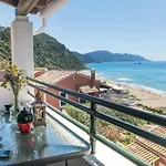 公寓 Ionian Senses - Corfu, Menigos 格利法达