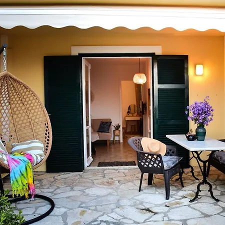 Ionian Senses - Corfu, Menigos * גליפאדה